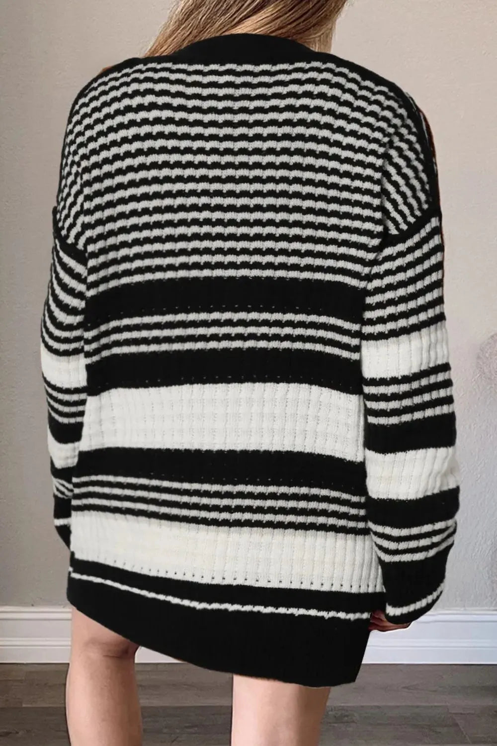 451a661b-82a3-4326-a929-1f5620dbf001-Max